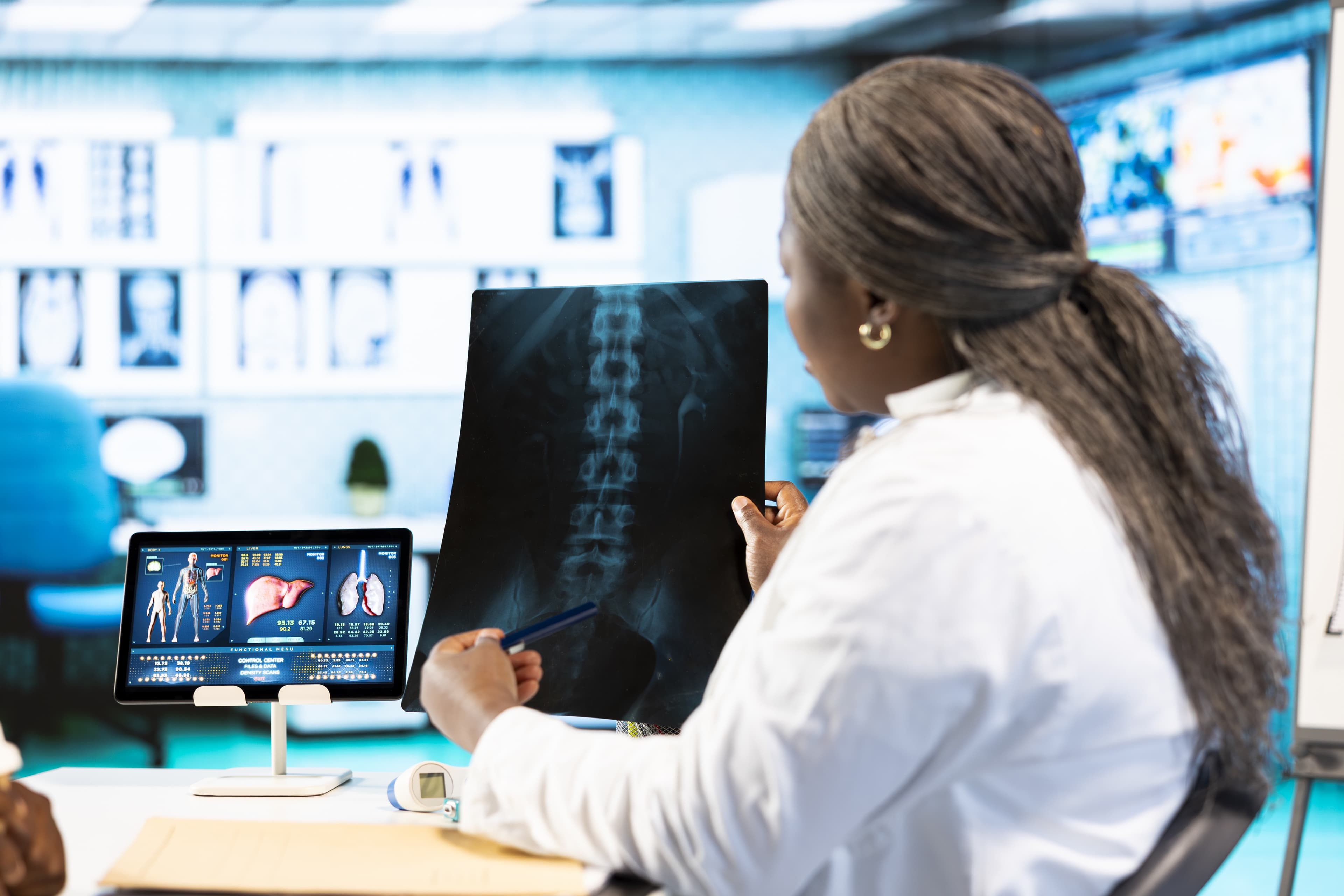 Diagnostics & Laboratory